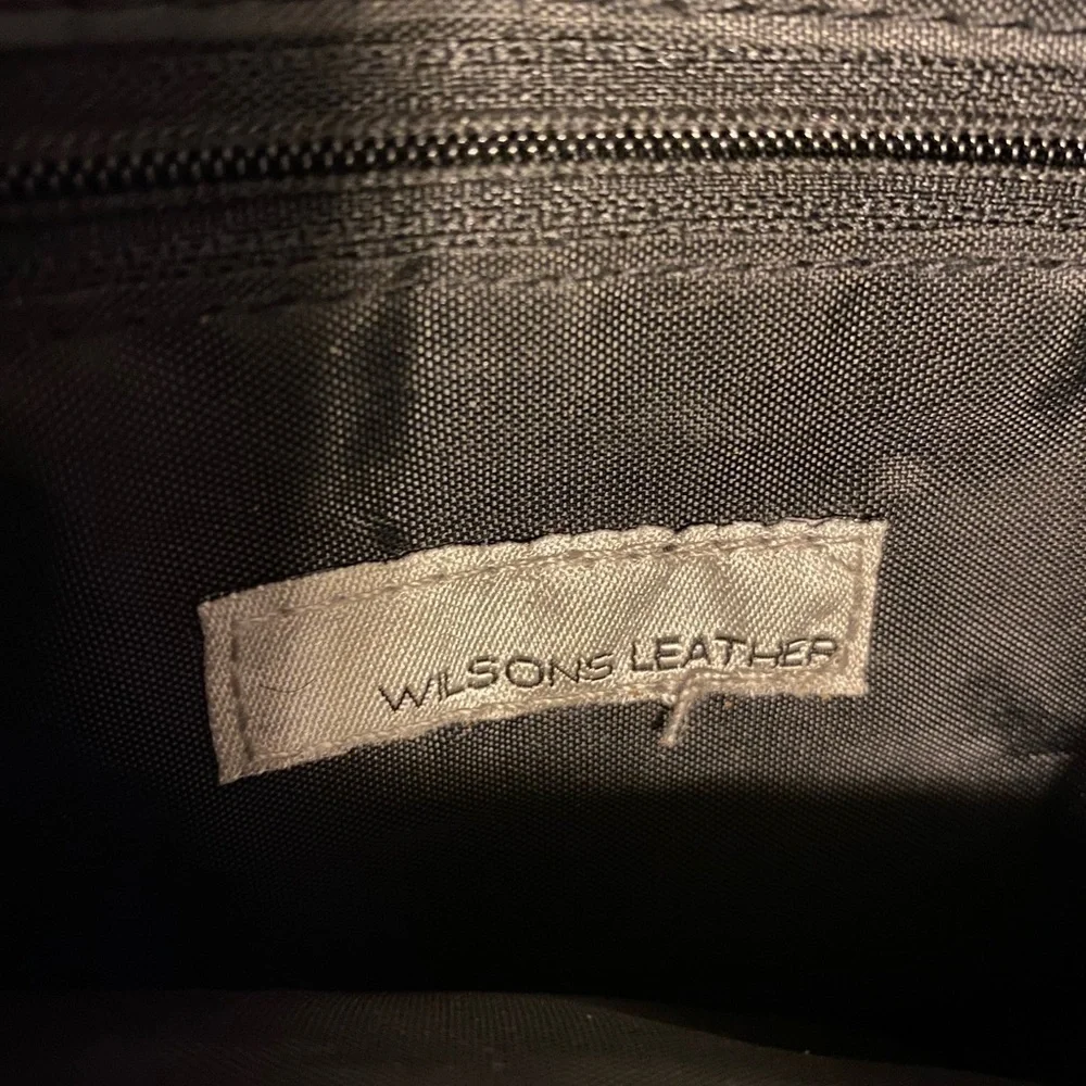 Wilson Leather purse shoulder bag black with silver flowers lots of pockets